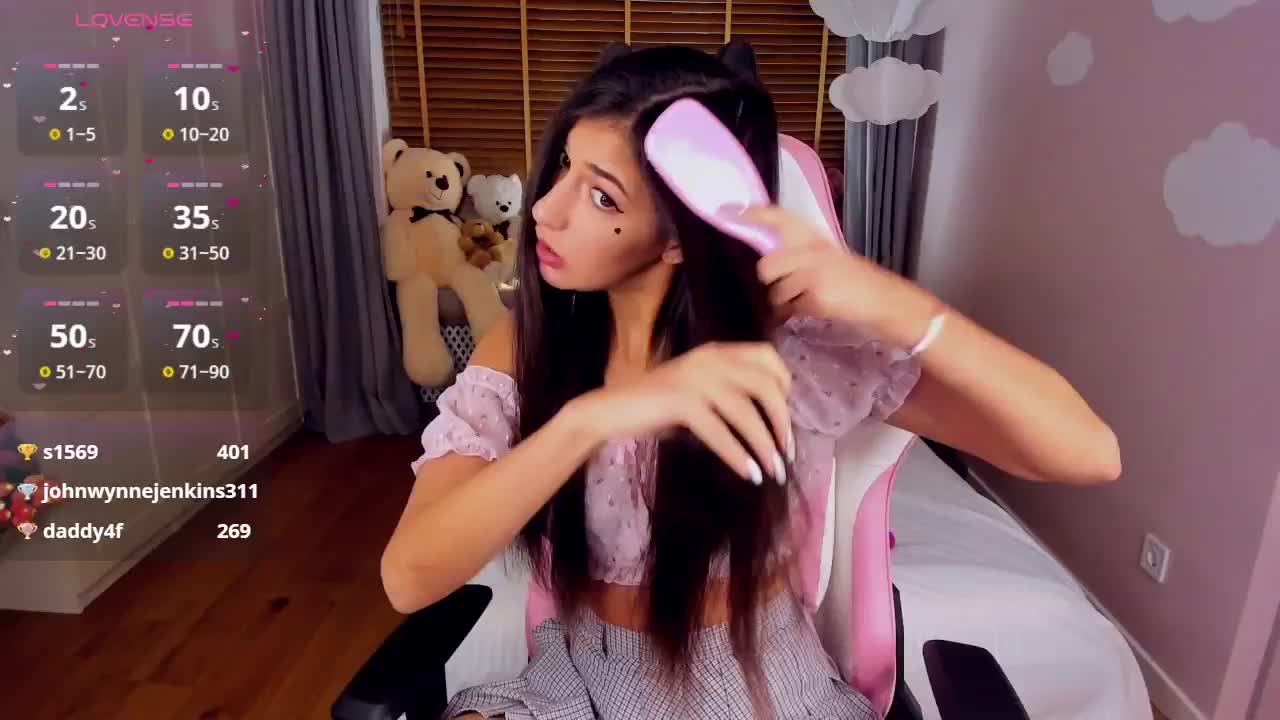 VinnaBelle Adult Chat October 30, 2025