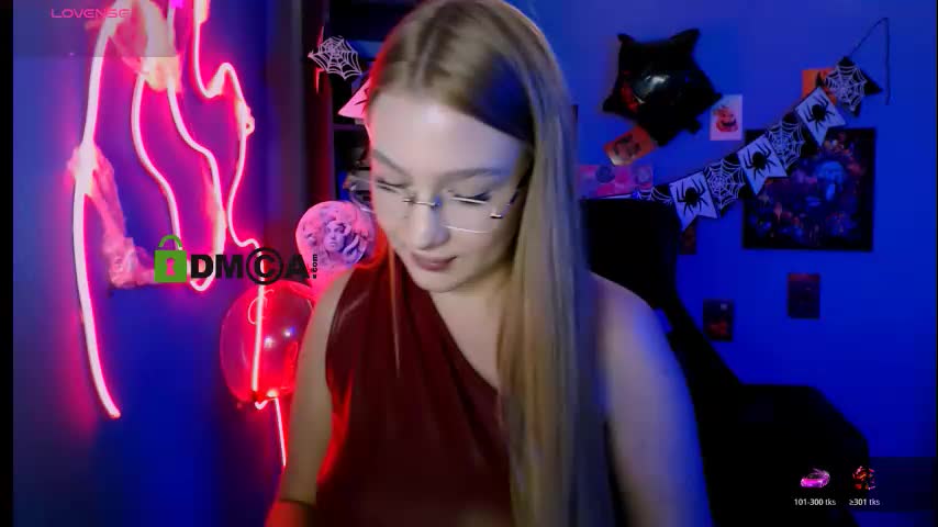 playful_sophie Adult Chat October 27, 2025