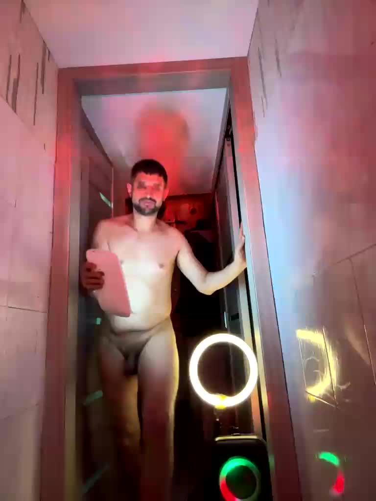 VIP17CoupleDream Adult Chat October 31, 2025