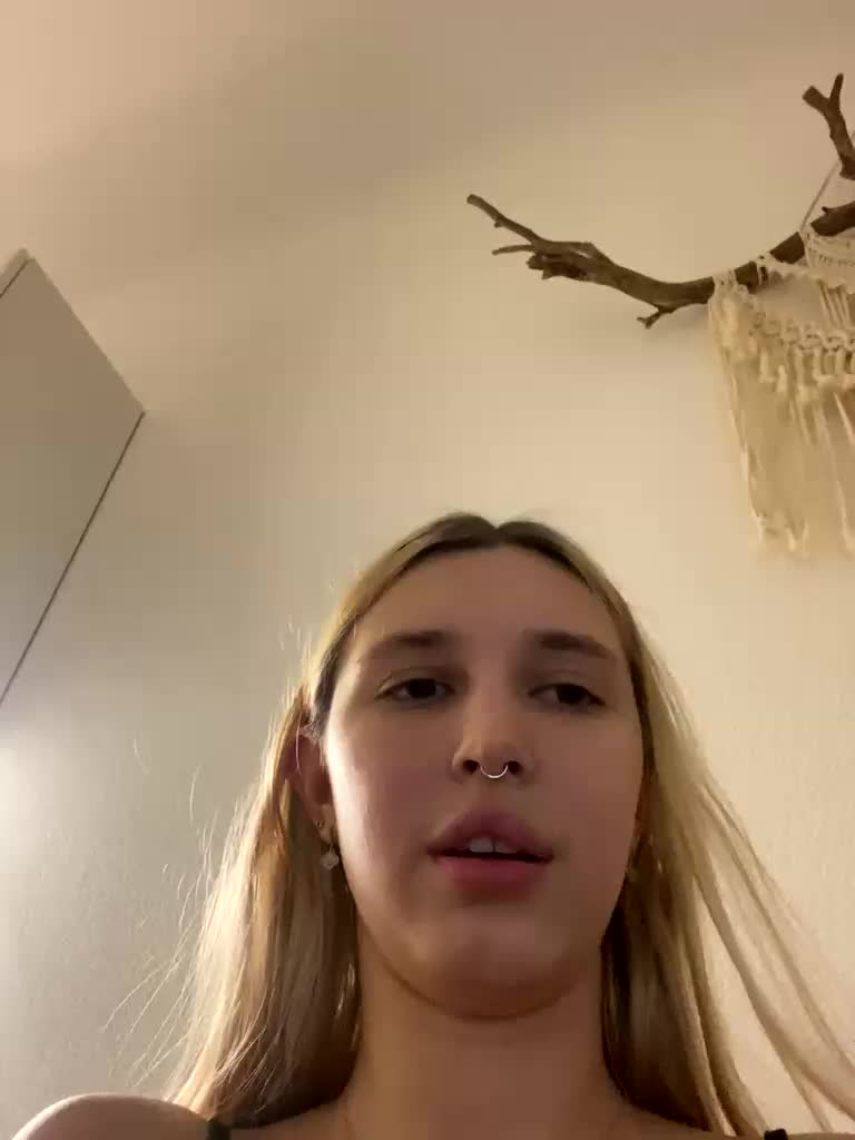 lina_wap Adult Chat October 31, 2025