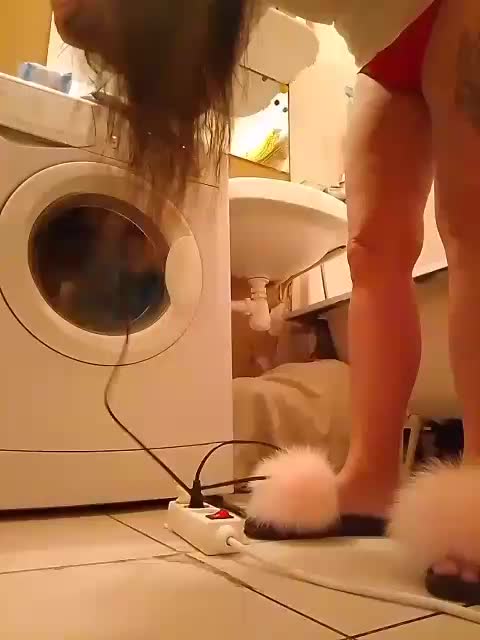 KONFETKAA-1 Adult Chat October 30, 2025