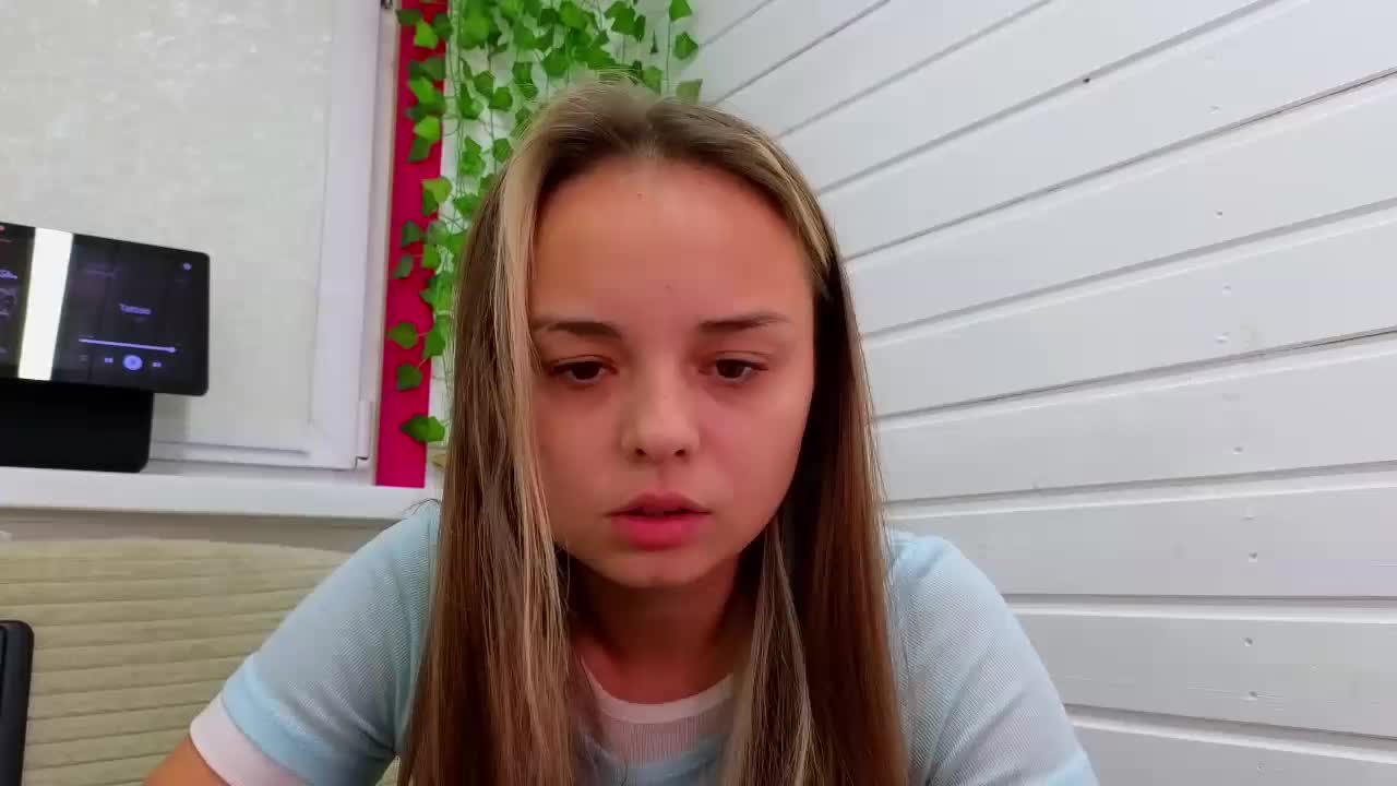 misss-vikki Adult Chat October 24, 2025