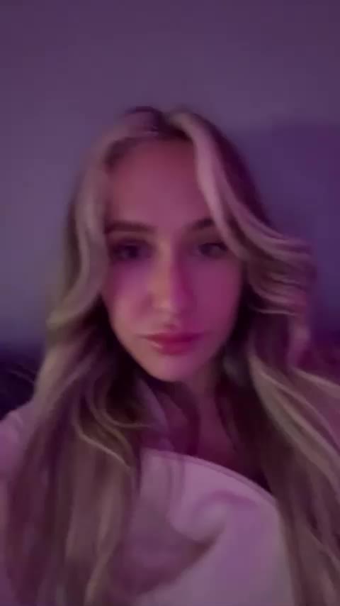 QueenKing Adult Chat October 31, 2025