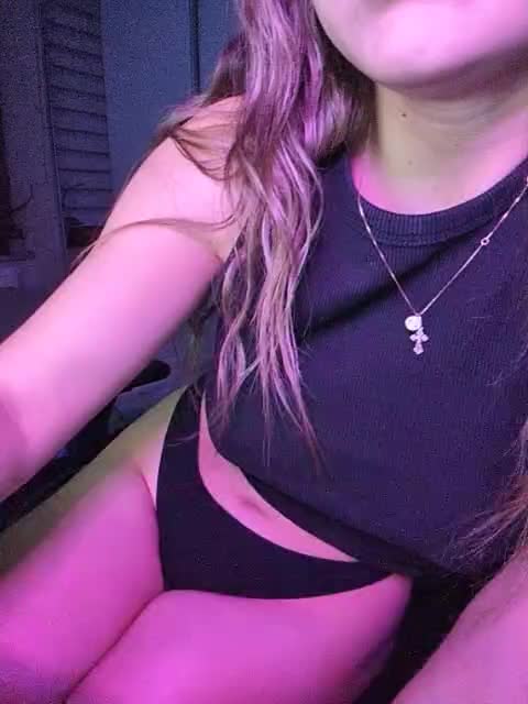 _m_a_r_i_a_888_ Adult Chat October 29, 2025