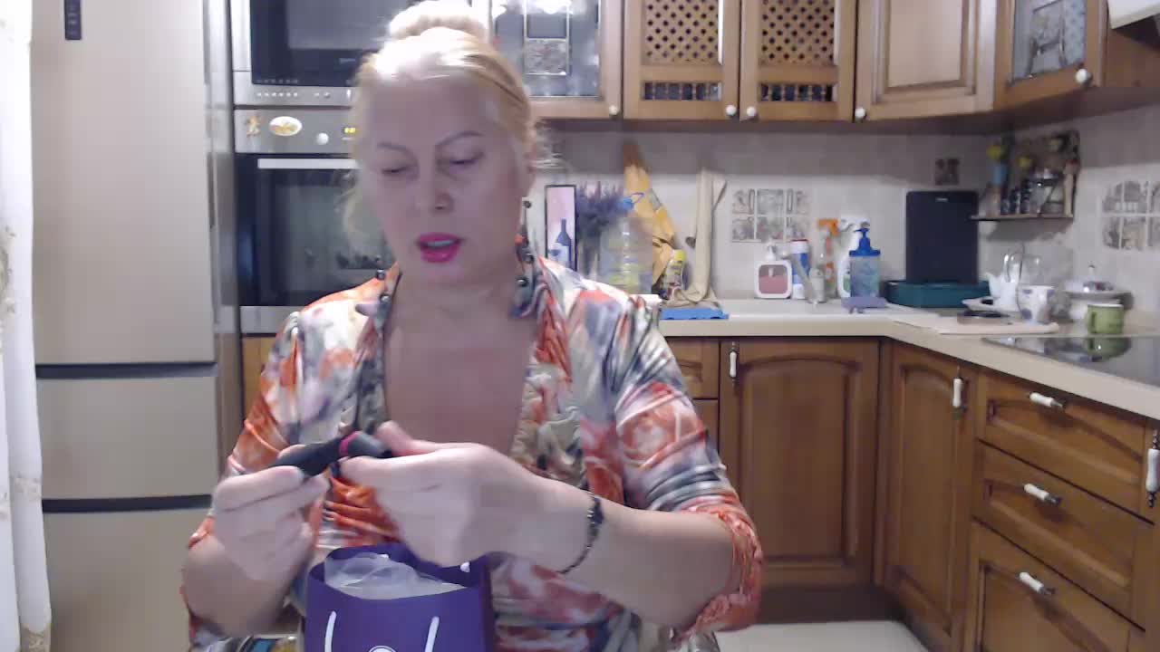 MonaMonako Adult Chat October 31, 2025