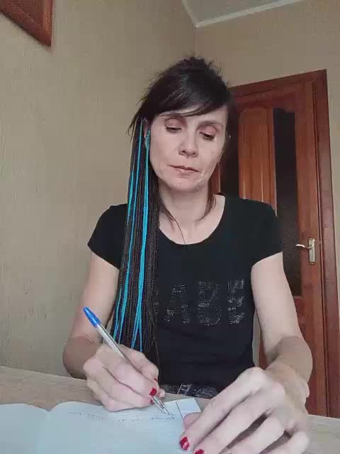 Hellenalonenochka Adult Chat October 31, 2025