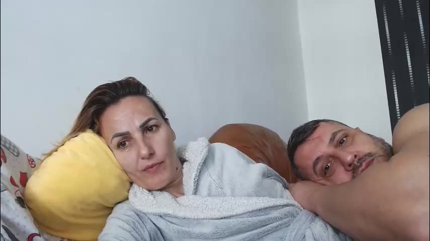 no_limit_coupl3 Adult Chat October 25, 2025