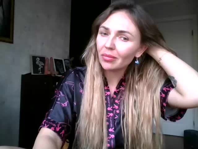 CuteAngelina Adult Chat October 31, 2025