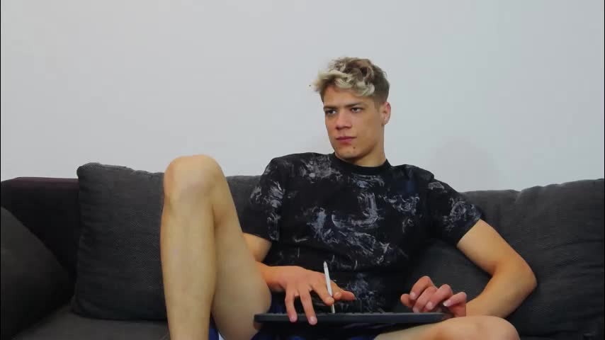 just_alexx12 Adult Chat October 28, 2025