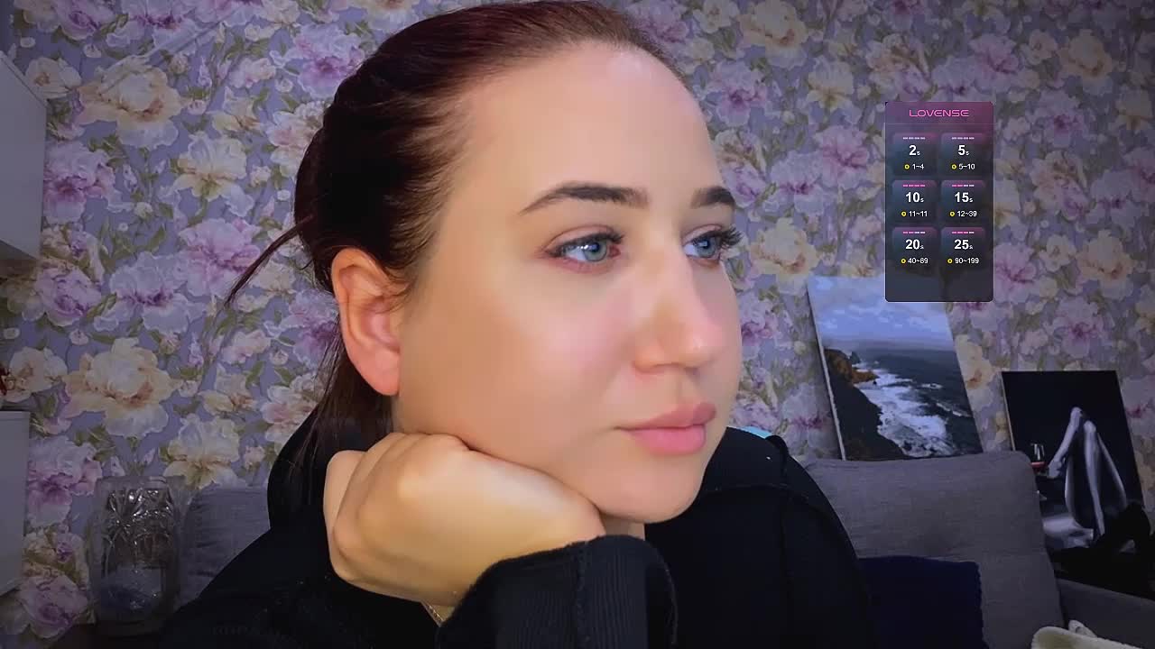 Crystal_eternity Adult Chat October 31, 2025