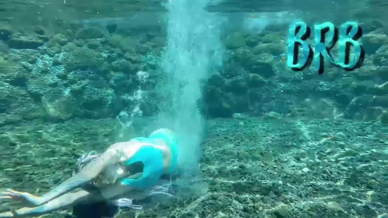 Ne_Sonia Adult Chat October 31, 2025