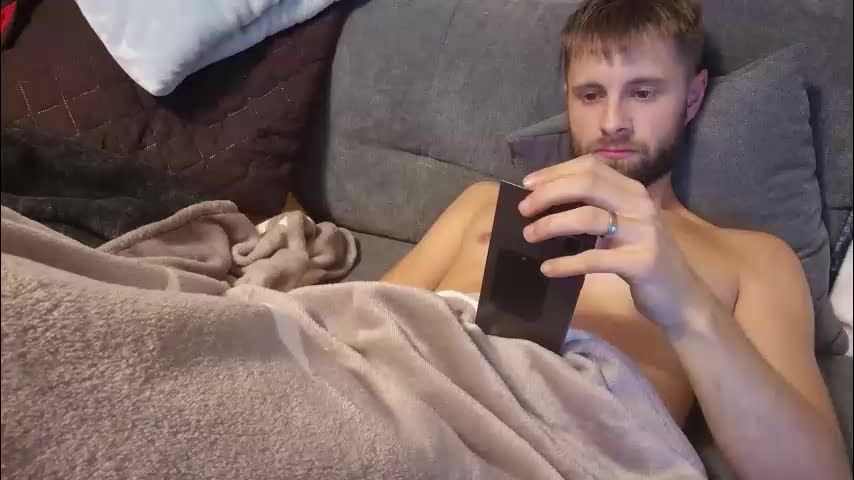 julia_official Adult Chat October 31, 2025