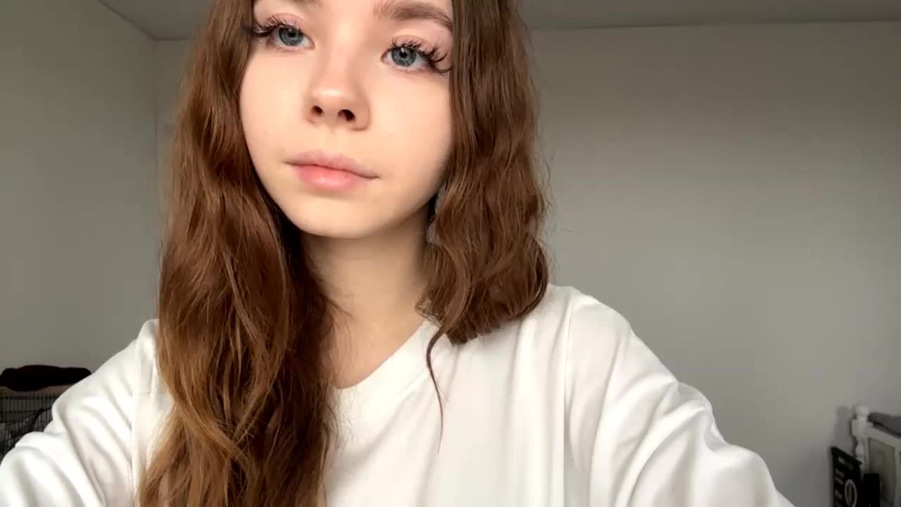 Lil-RO-XO Adult Chat October 31, 2025