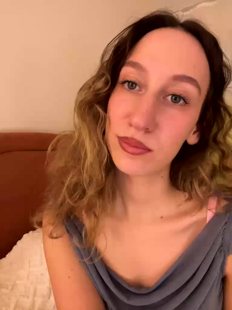 Chikipikin Adult Chat October 31, 2025