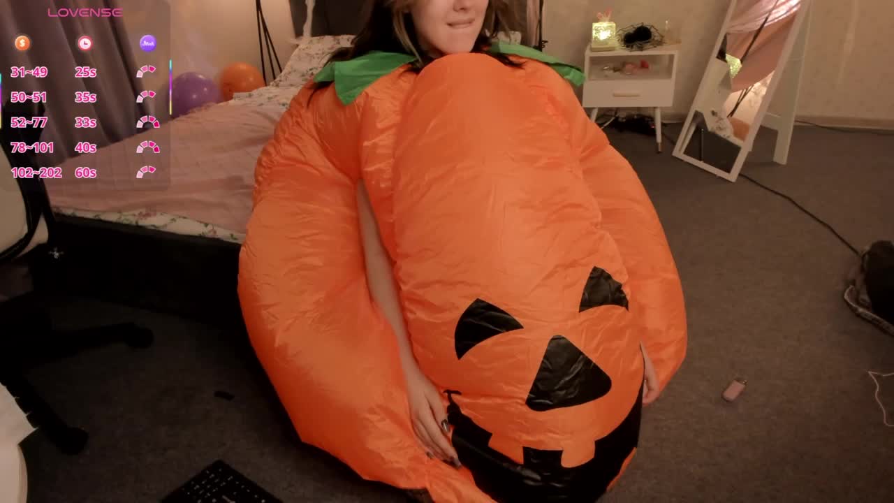 Vanessa-Walters Adult Chat October 31, 2025