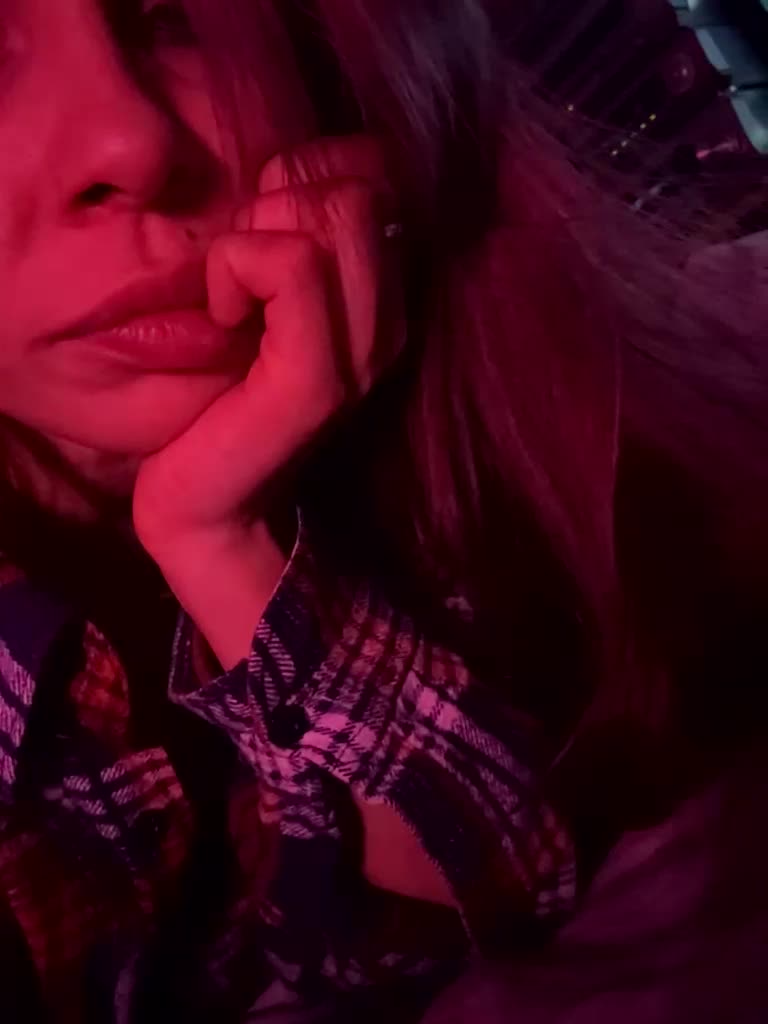 VIP17CoupleDream Adult Chat October 26, 2025