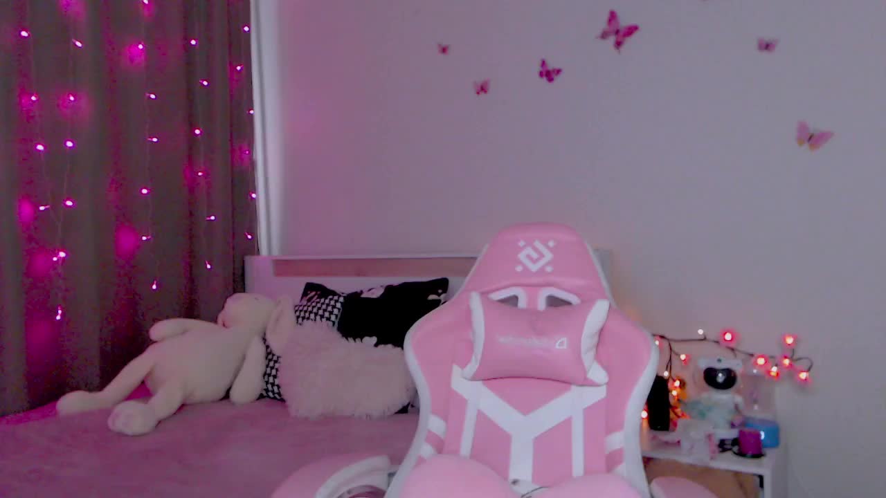 NaughtyMable Adult Chat October 30, 2025