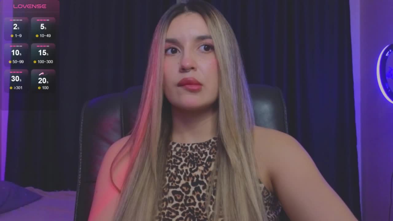 RoxyChilli Adult Chat October 30, 2025