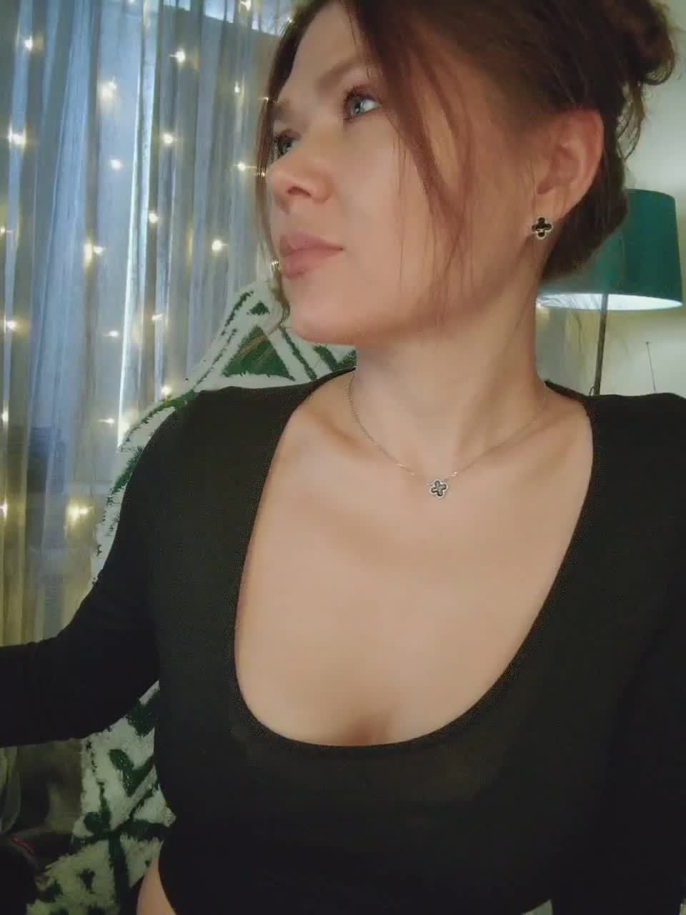 MyLittlegi Adult Chat October 31, 2025