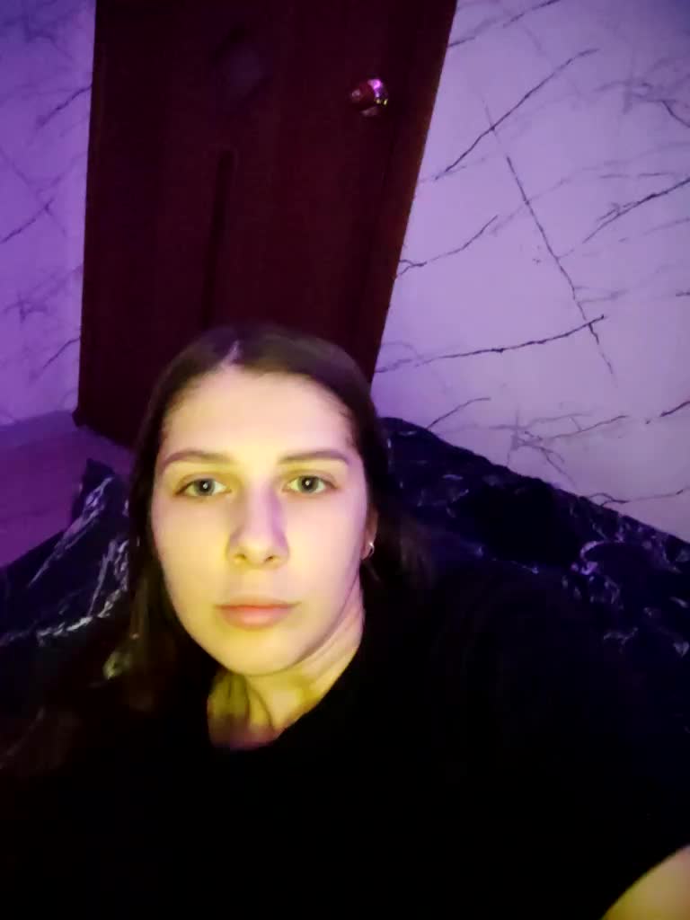 Mary34561 Adult Chat October 25, 2025