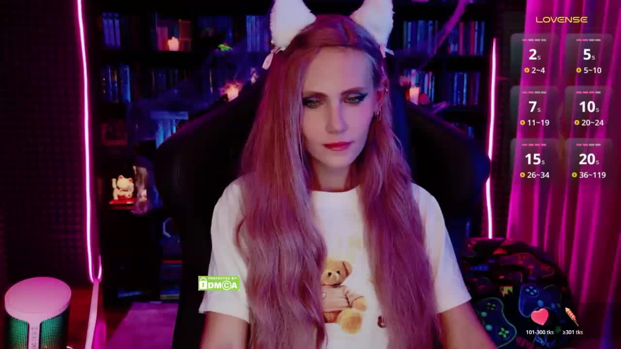 __--__ Adult Chat October 31, 2025