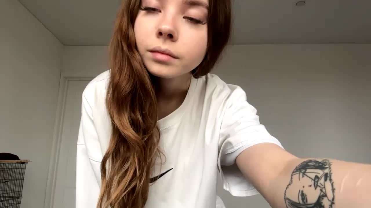 Lil-RO-XO Adult Chat October 31, 2025