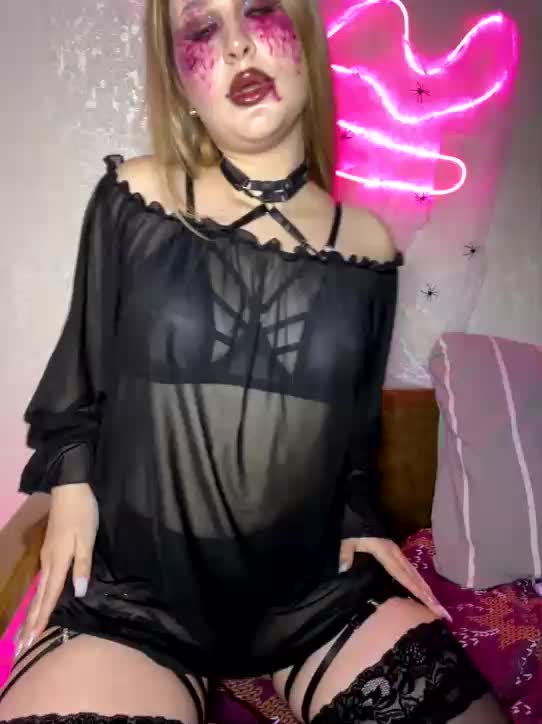 HumbleBlossom Adult Chat October 31, 2025