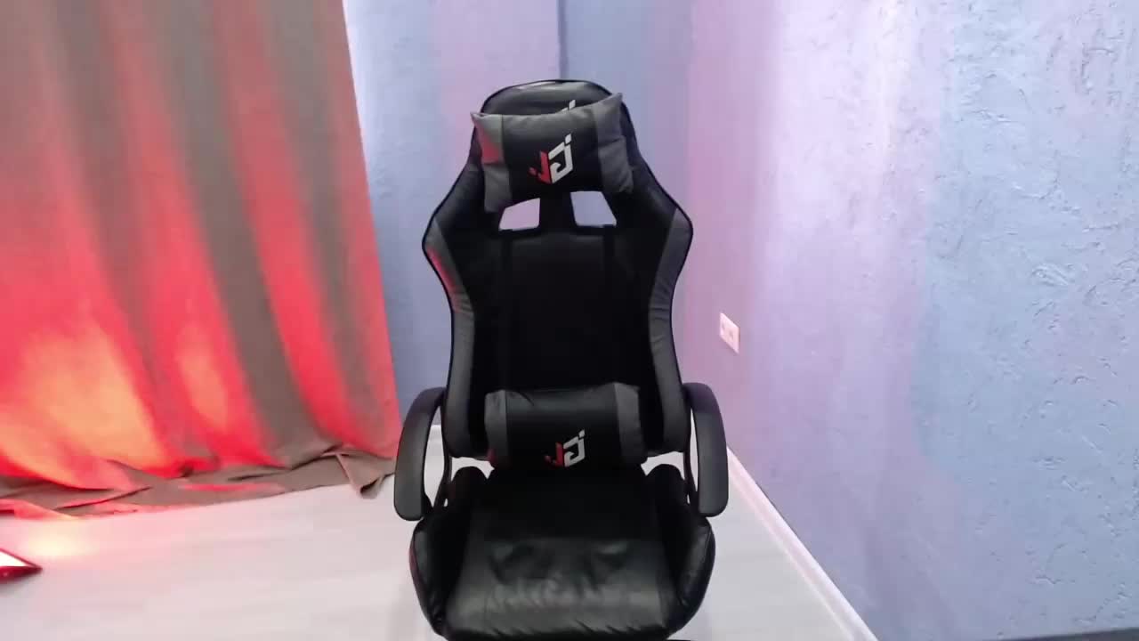 FalconFamily Adult Chat October 31, 2025