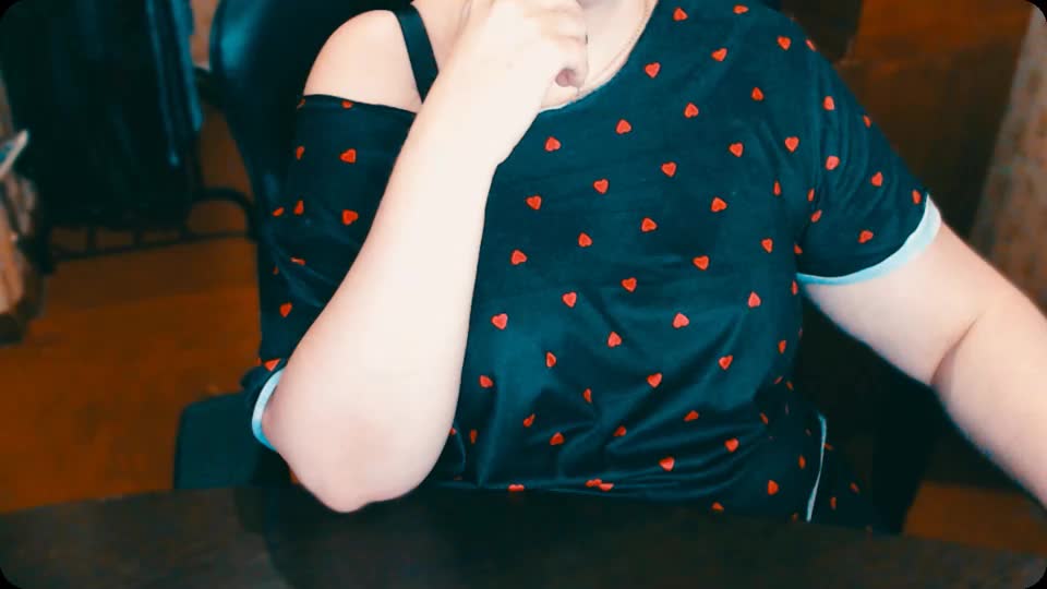 Alisa1917 Adult Chat October 31, 2025