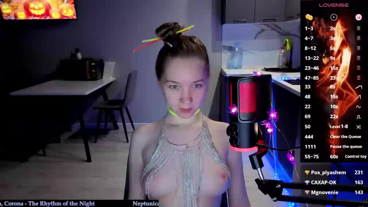 Vita-min-4ik Adult Chat October 31, 2025