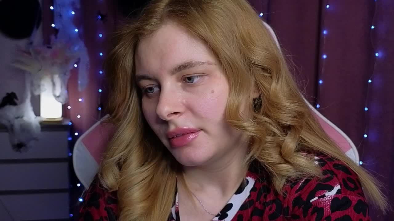 Venus_ Adult Chat October 31, 2025