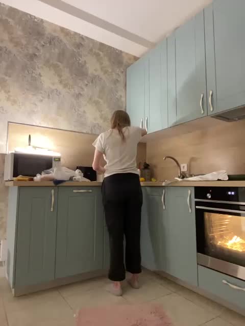 _I_123 Adult Chat October 31, 2025