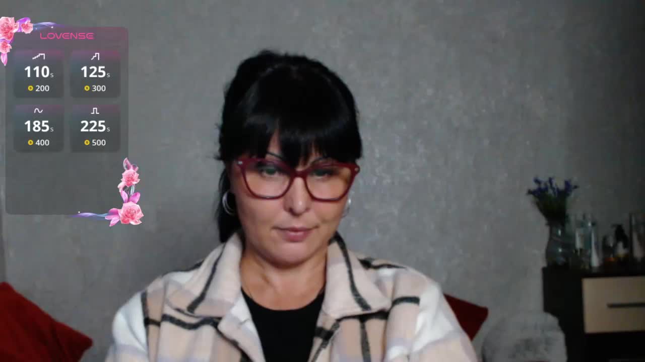 ZaRaZaTvOyA Adult Chat October 31, 2025