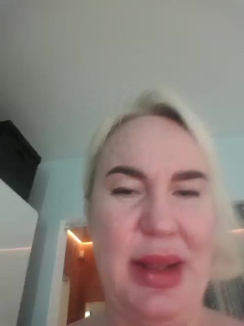 MadisonLove Adult Chat October 31, 2025