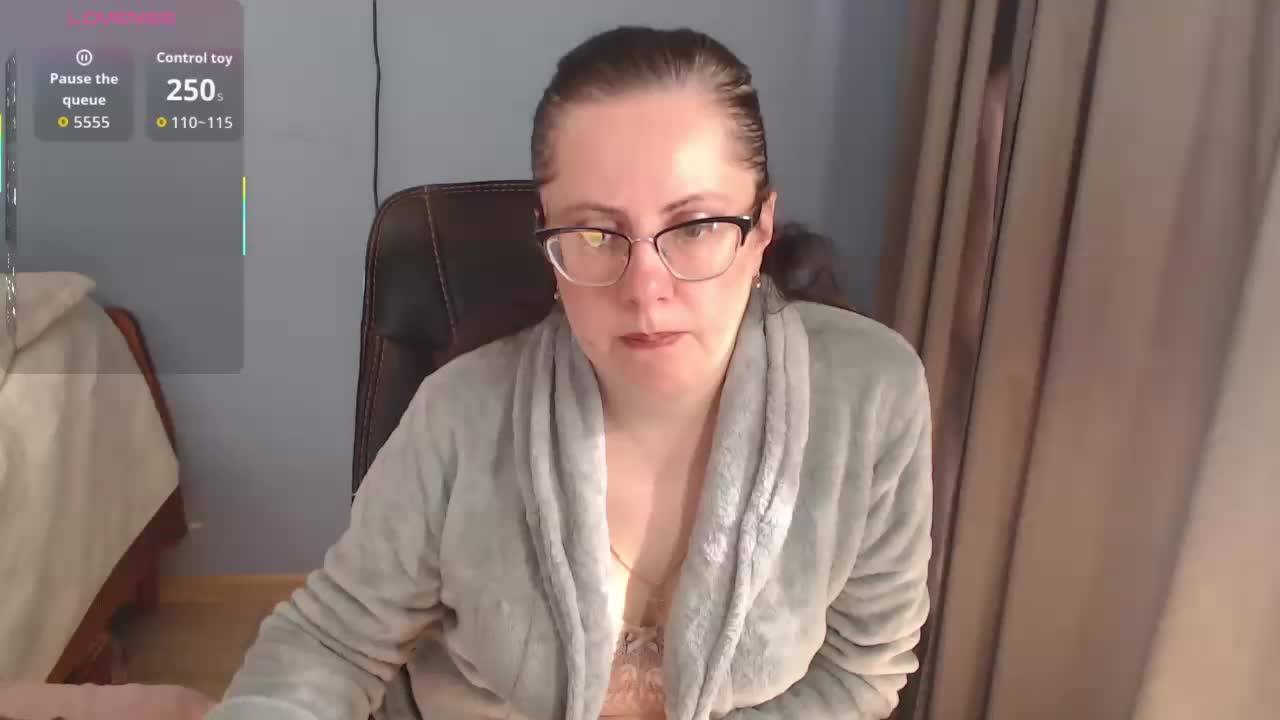 mandarinka28 Adult Chat November 1, 2025