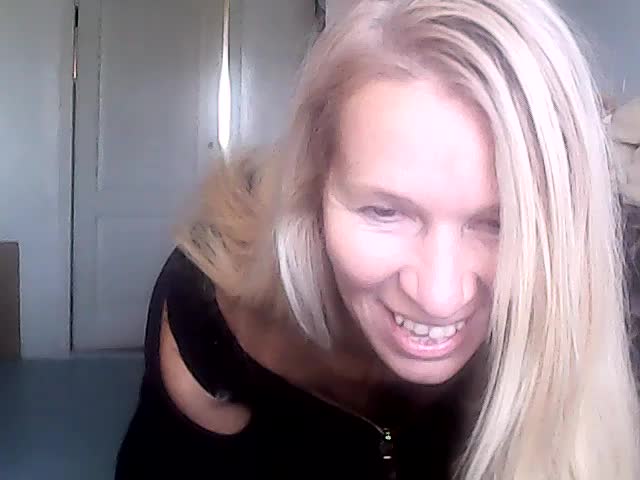 Victoria-sexi Adult Chat October 31, 2025