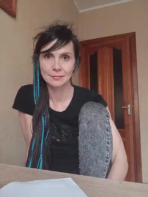 Hellenalonenochka Adult Chat October 31, 2025