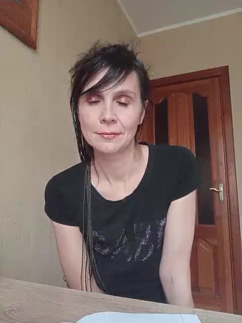 Hellenalonenochka Adult Chat October 31, 2025