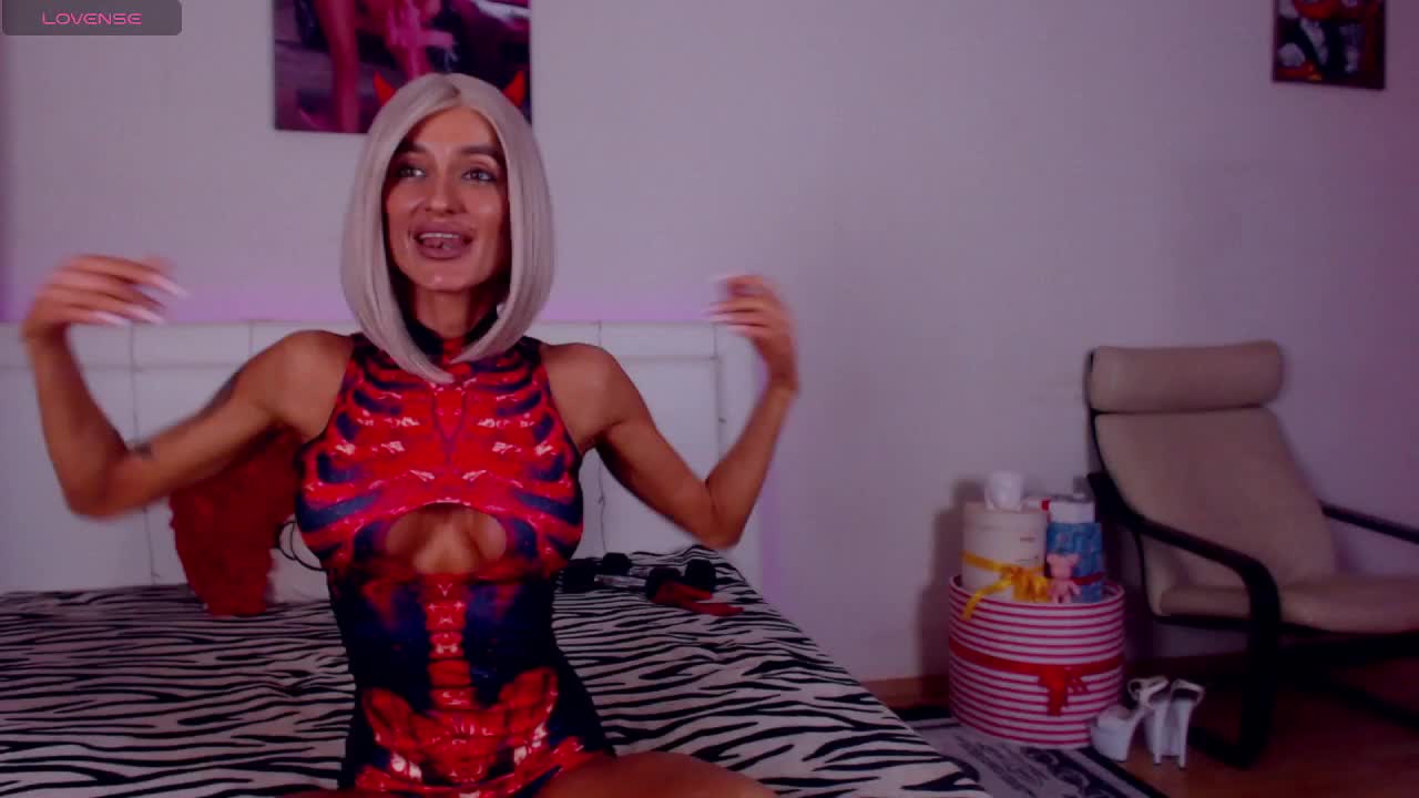 SonjaRay Adult Chat October 31, 2025