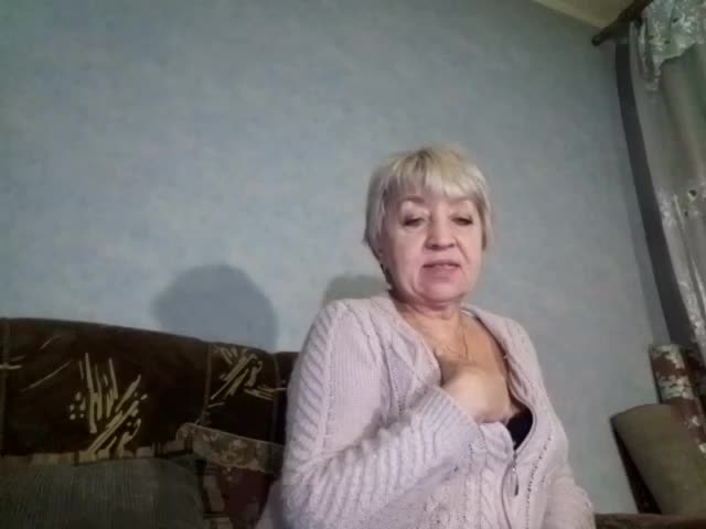 AnjelElinor Adult Chat October 31, 2025