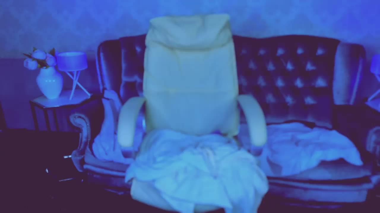 BettyDark Adult Chat November 1, 2025