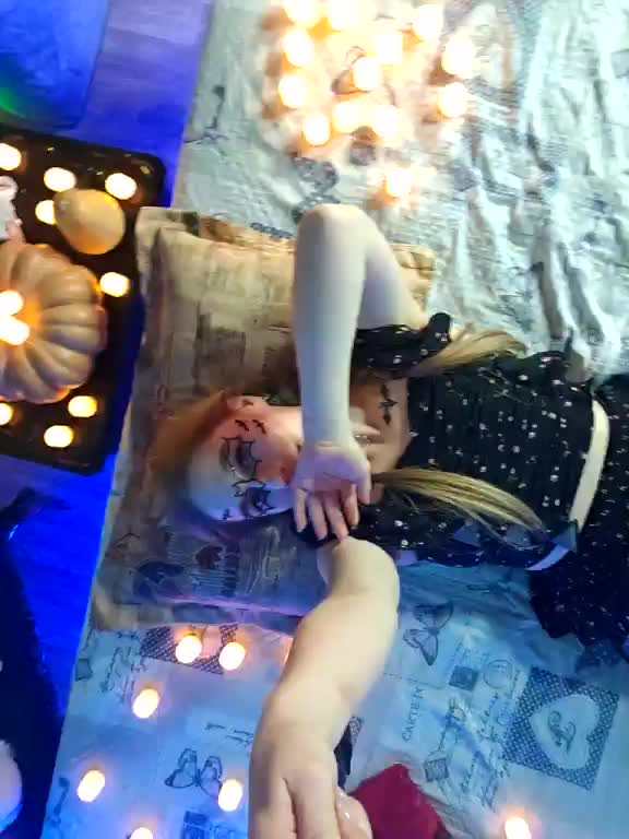 kiskaWEDNESDAY Adult Chat November 1, 2025