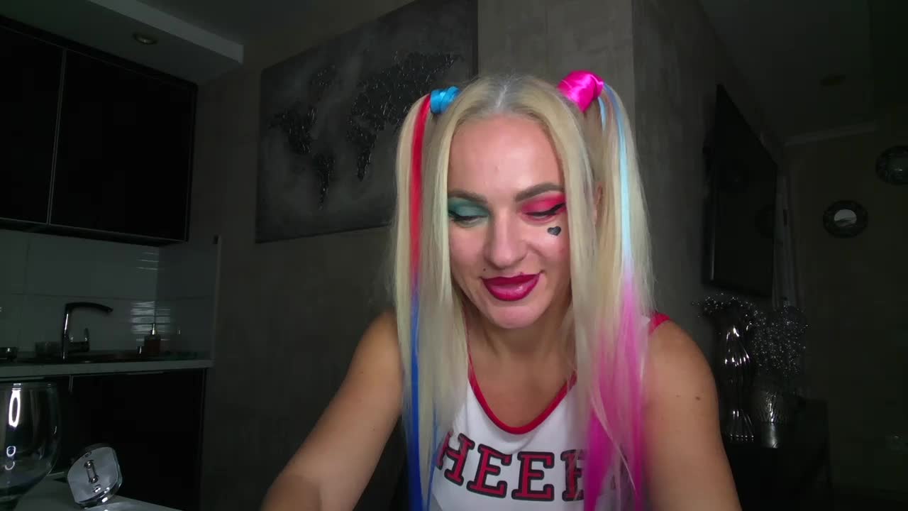 annamari1563 Adult Chat November 1, 2025