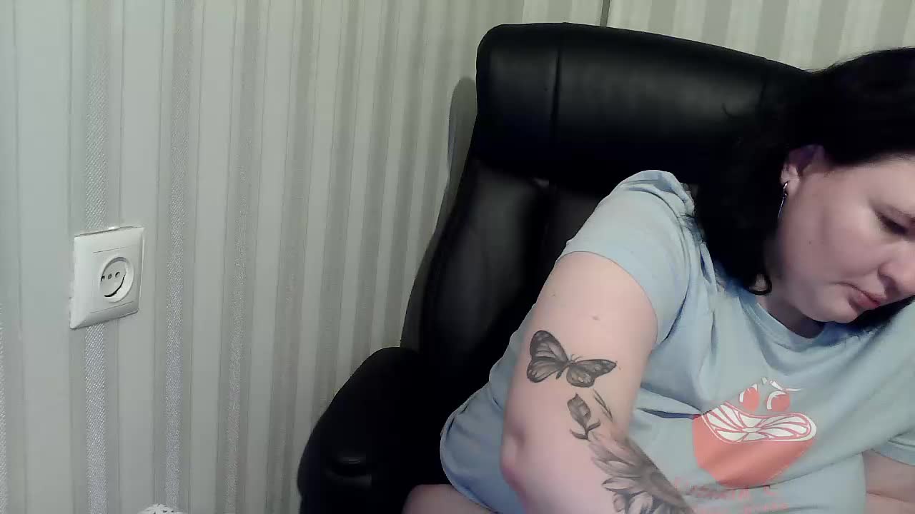 XLisaBlueX Adult Chat November 1, 2025