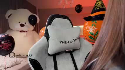 Sofi-Mi Adult Chat November 1, 2025