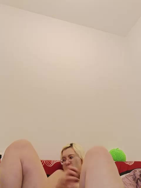 Vika211 Adult Chat November 1, 2025