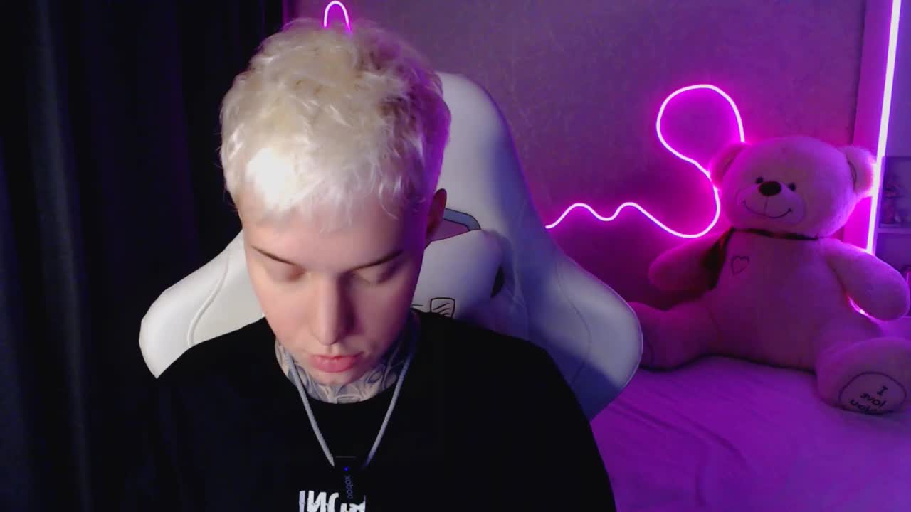 tezes Adult Chat November 1, 2025