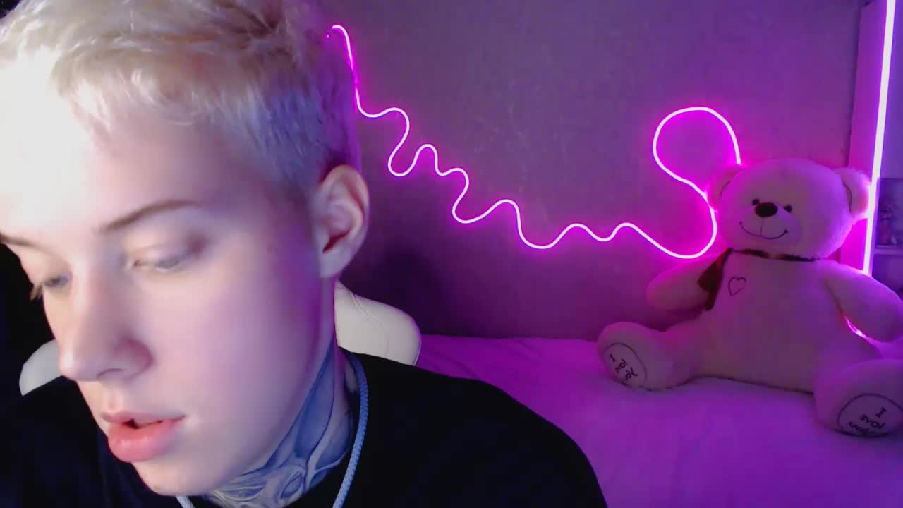 tezes Adult Chat November 1, 2025