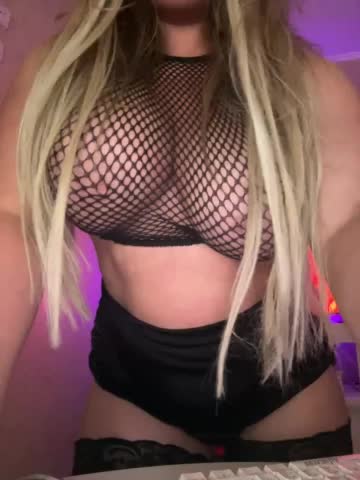 VictoriaFoxxx Adult Chat November 1, 2025