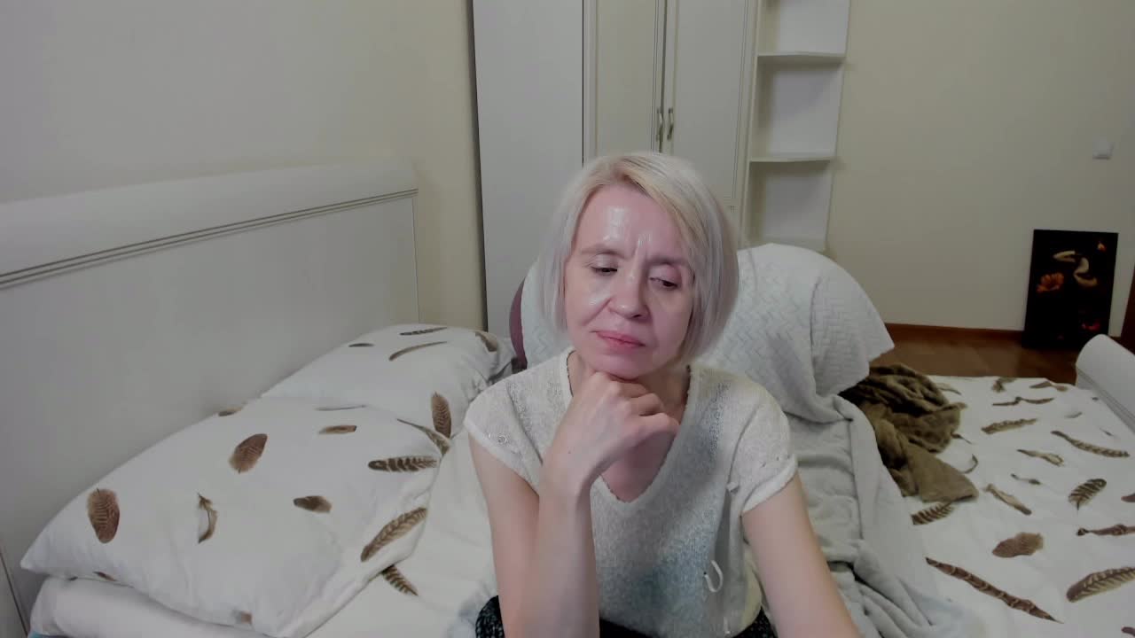 aminalive Adult Chat November 1, 2025